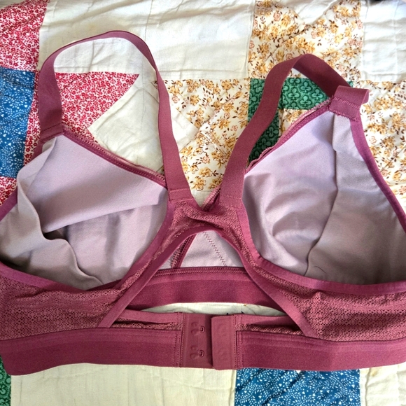 Lululemon Awake to Lace Mauve 34C Wireless Sports Bra - Picture 7 of 8